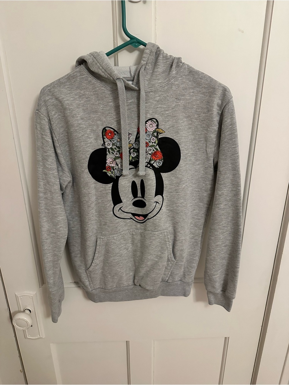 Disney Minnie Mouse Floral Embroidered Graphic Hoodie Gray Women’s Small